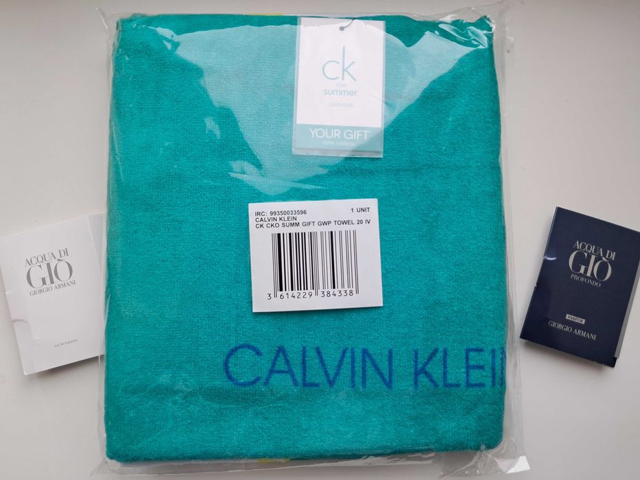 Літні пляжні рушники Biotherm, Calvin Klein, Hugo Boss, Giorgio Armani