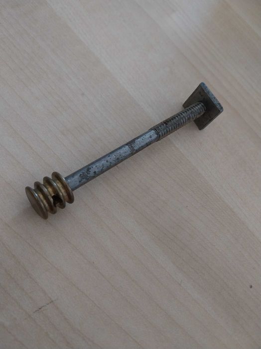 Cama D. Maria Parafuso