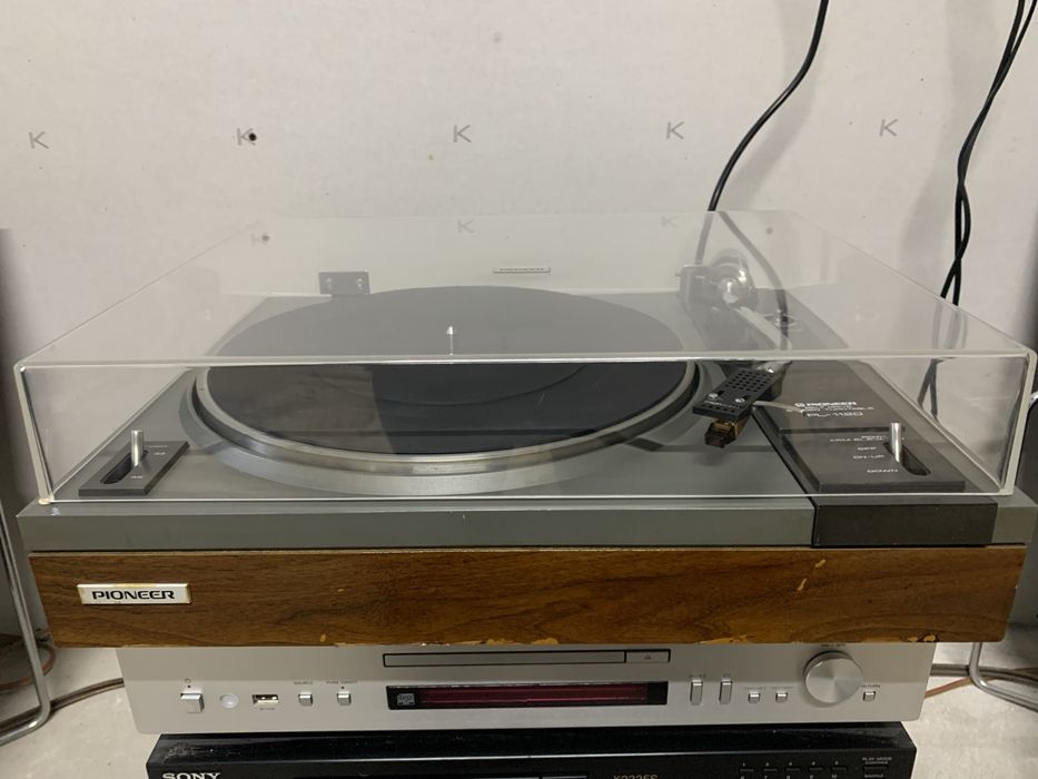 Продам програвач вінілових платівок Pioneer PL-112D