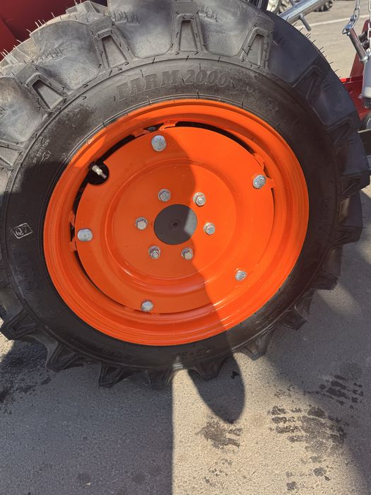 Hinomoto HM275, трактор, навантажувач,