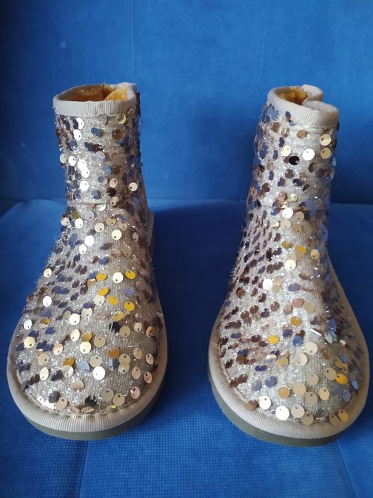 Sprzedam buty damskie Emu