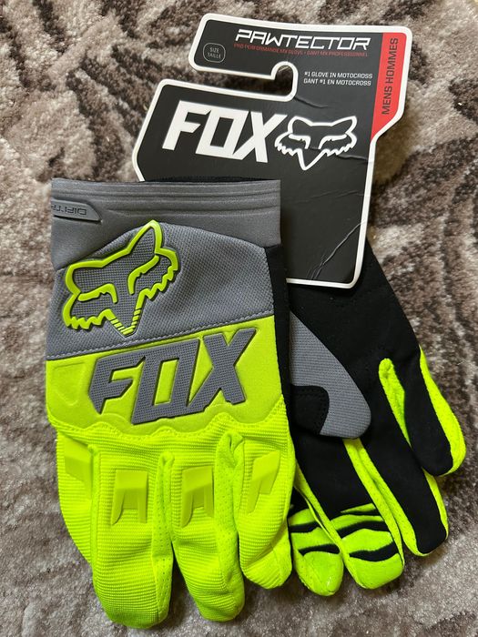 Перчатки Fox Dirtpaw Race Glove