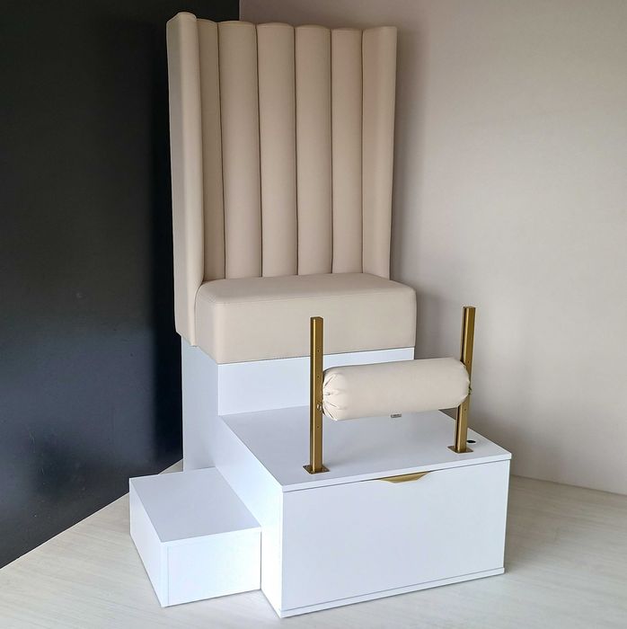 Stanowisko pedicure kosmetyczne do paznokci: podest + podnóżek + fotel