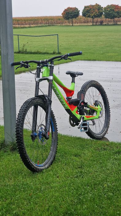 スペシャライズド Demo8 2018年モデル S-WORKS DEMO 8 FSR CARBON 27.5