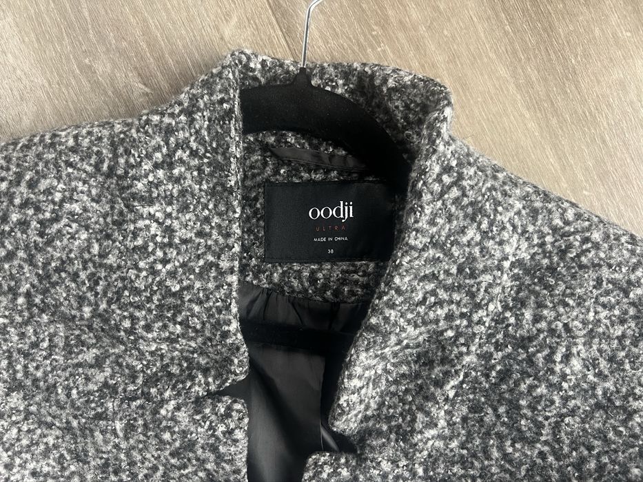 Пальто Oodji жіноче (S-M)