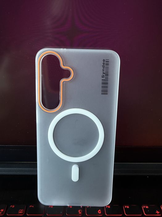 Новий чохол на Samsung s25 plus з MagSafe