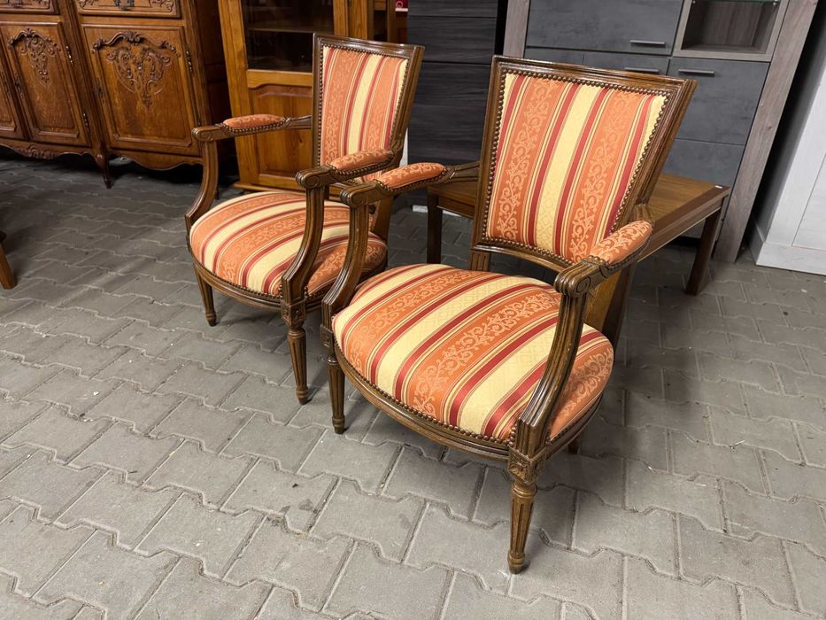 Fotel ludwikowski fotele drewniane komplet foteli dębowych opcje