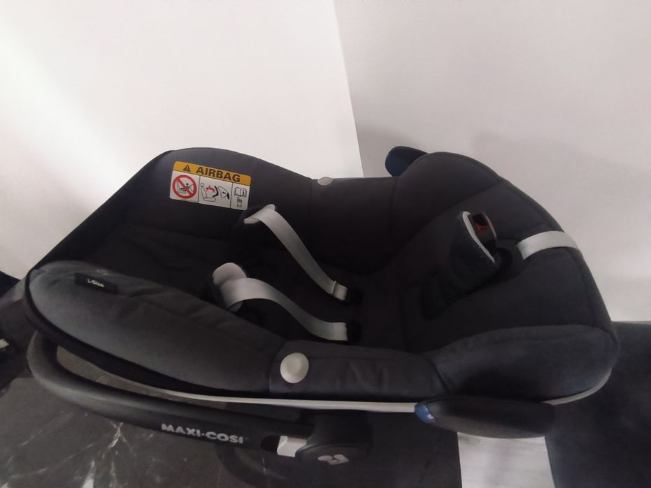 Fotelik samochodowy Maxi Cosi pebble pro i size+ baza