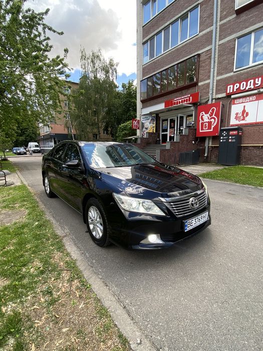 Toyota Camry 2013 Рік Офіційна!
