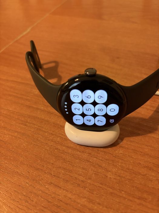 Google Pixel Watch 4 czarny 45mm stan bardzo dobry