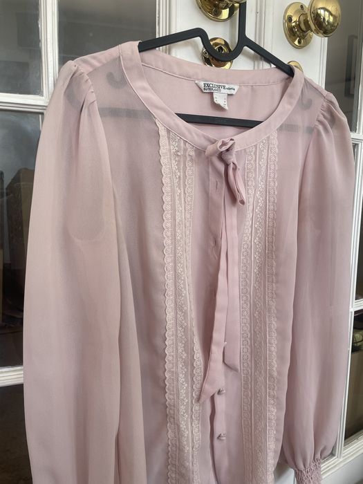 Camisa blusa mulher rosa renda e folhos SuiteBlanco
