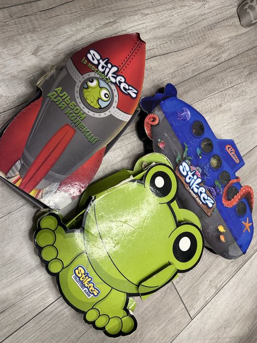 3 Колекції Stikeez (Стікізи) з Альбомами — Космос, Моря, Жабка