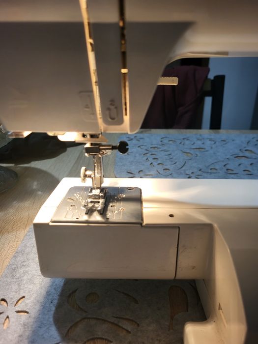 Maszyna do szycia  elen 2130