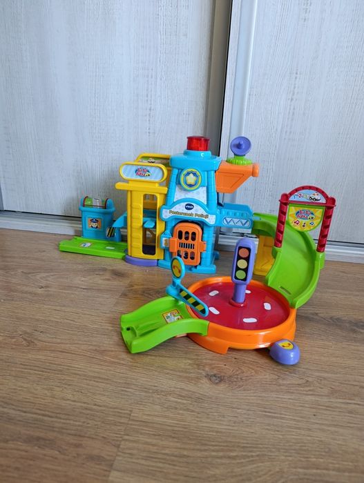 VTech Posterunek Policji TUT TUT AUTKA