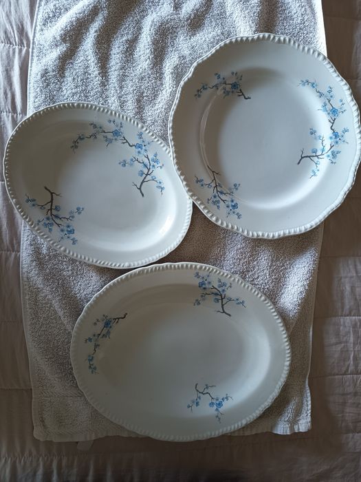 Coleção de pratos (68 peças)