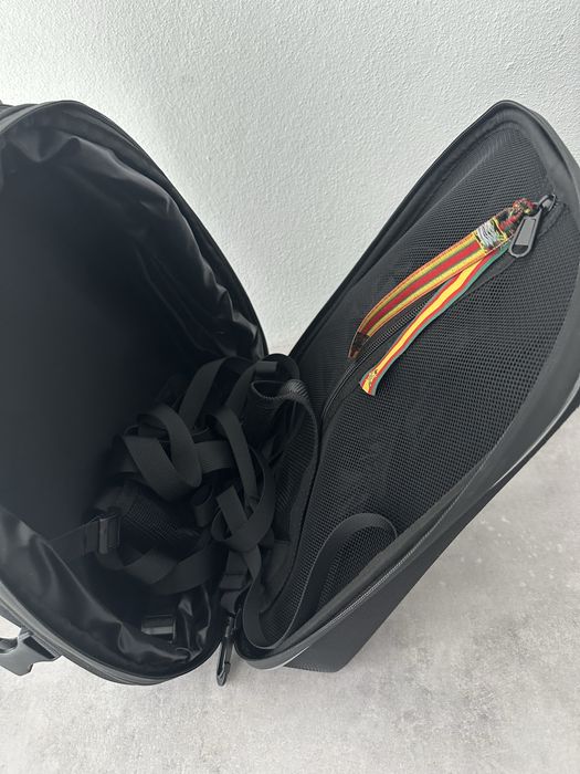 Mochila traseira ou lateral de moto