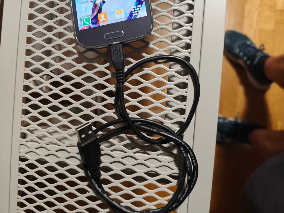 Samsung Galaxy Ace4 em razoável estado