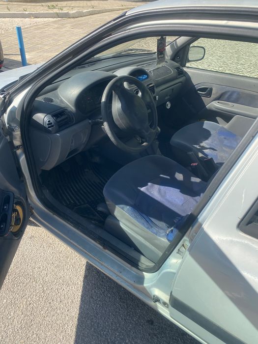 Vendo renault clio