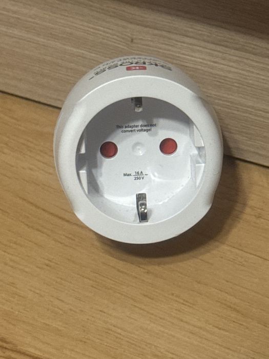 Sprzedam adapter-wtyczkę USA