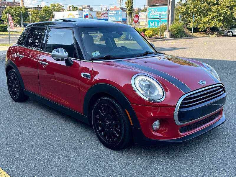 2017 MINI Cooper 4 Door