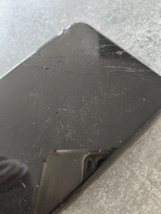 Realme C25Y 4/128 GB – sprawny, pęknięty ekran