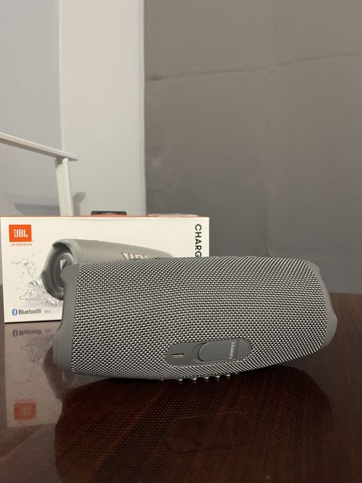 Колонка JBL Charge 5