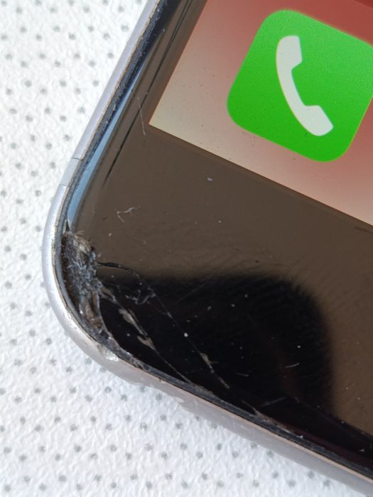 Телефон iphone 6s