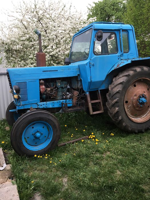 Трактор МТЗ 80 на стартері