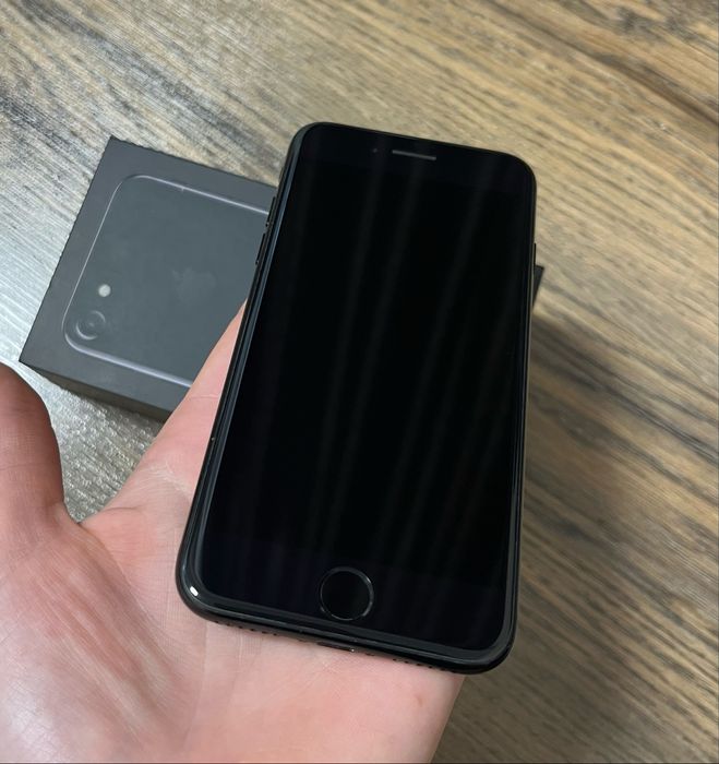 iPhone 7 Black 256GB — без ремонтов / Отличное состояние / Батарея 76%
