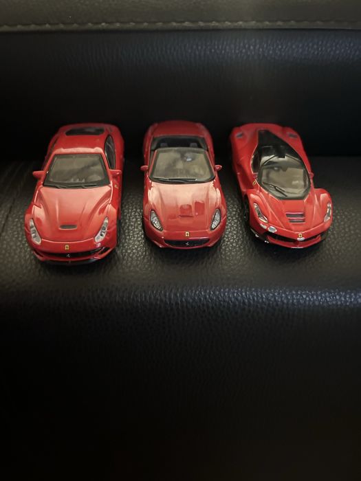 carros ferraris