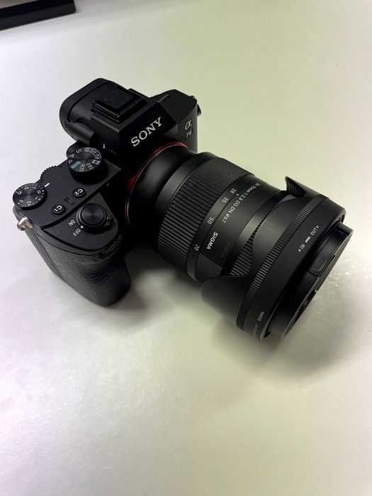 Sony A7 iii [Full-Frame] + Sigma 24-70mm F2.8 DG DN E-Mount