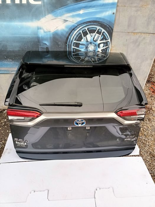 Toyota Rav4 кришка багажника