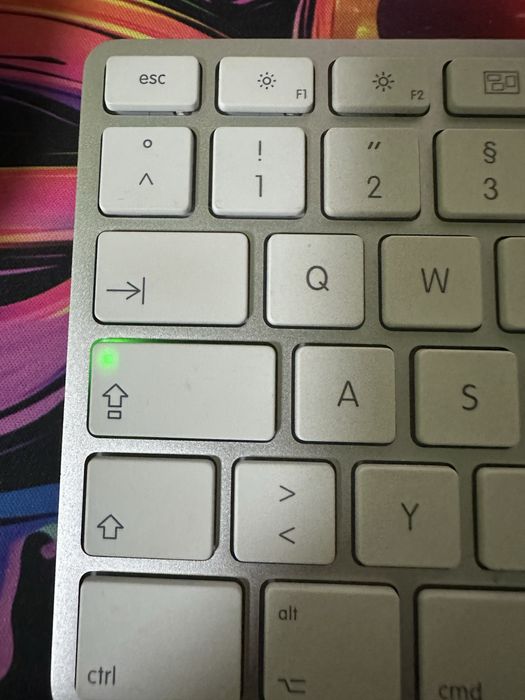 Клавіатура Apple Keyboard (A1243)з цифровою панеллю . USB.