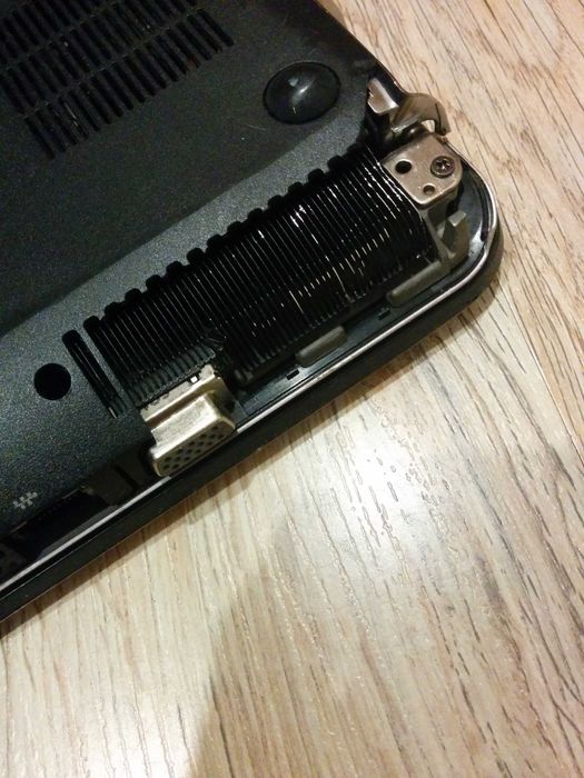 HP Pavilion dv7-4021so