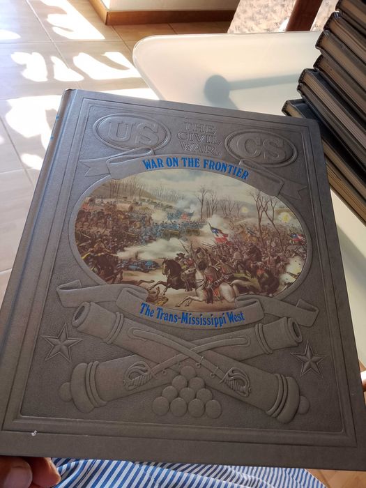Enciclopédia antiga Guerra americana 28 livros