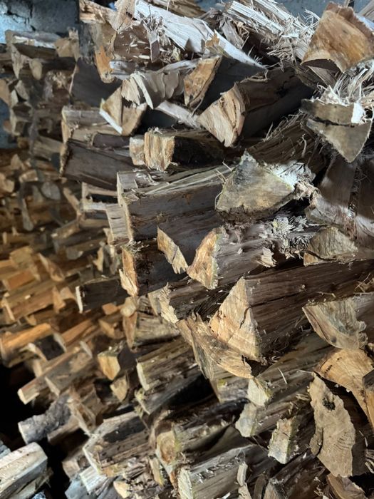 VENDE SE LENHA SECA (fazemos entregas)