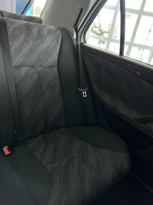 Mercedes Benz 2.7 CDI em bom estado - mudanças automáticas - Diesel