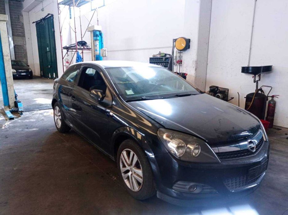 Розборка, шрот, Opel Astra H, Zafira B, Corsa D двигун 1.7 dtr, двері