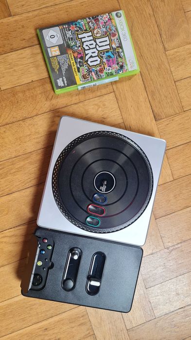 Konsola DJ HERO Turntable Controller XBOX 360 - tzw. mixer