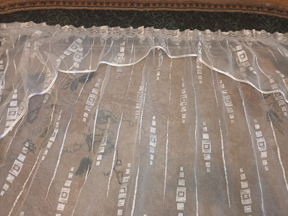 Firanka na taśmie marszczonej