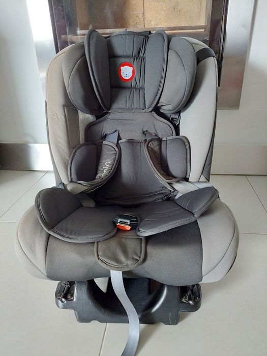 Cadeira Lionelo com Isofix e Top Tether