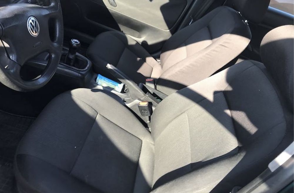 Volkswagen Passat 2.0 4-Газ