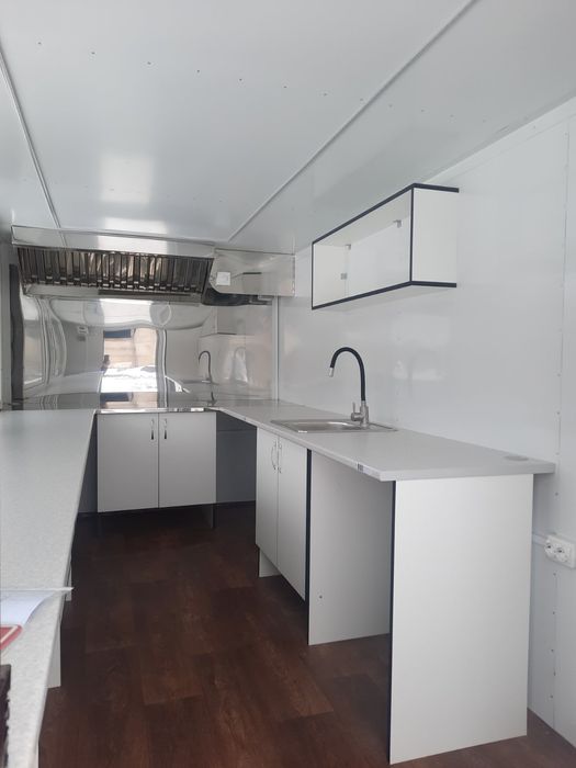 Виготовлення та продажа торгових кіосків, кав'ярні, мафи