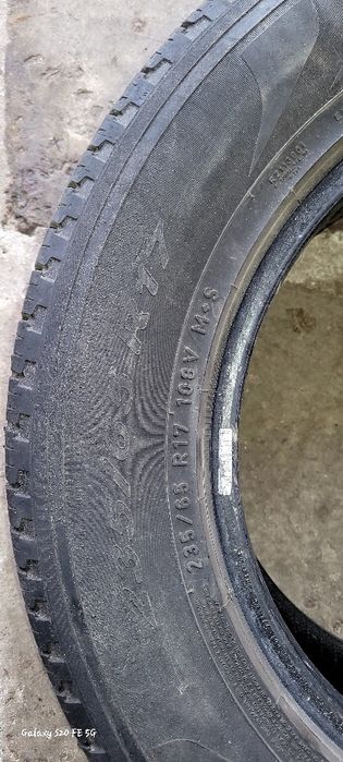 PIRELLI 235/65 R 17