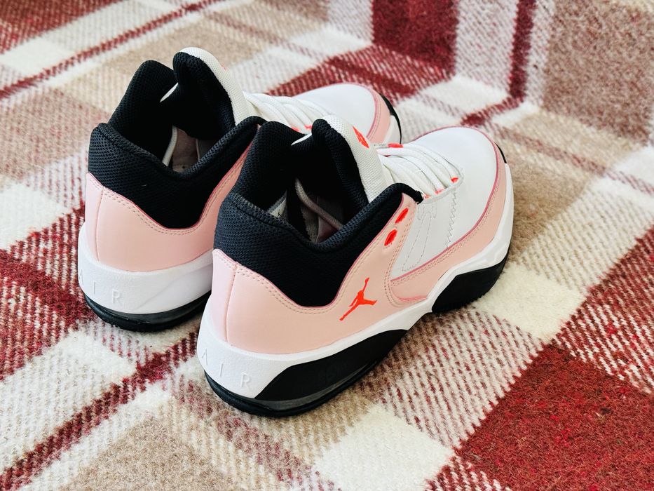 (Оригінал) дитячі кросівки Jordan Max Aura 3, розмір 35