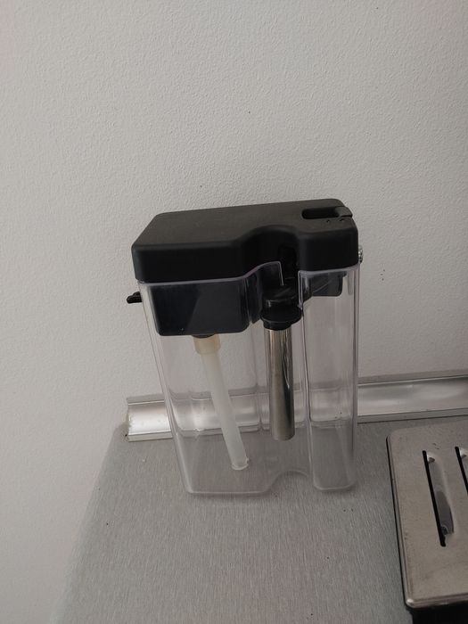 Ekspres do kawy Delonghi Automatic Cappuccino