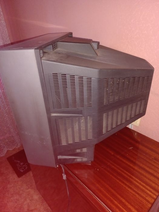 Телевізор Hitachi