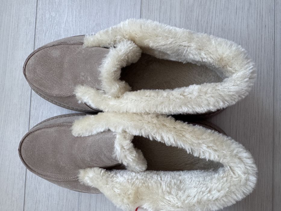 Зимові замшеві лофери