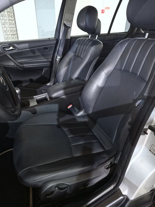 Mercedes C220 Sport Edition com 205.000km impecável de tudo é possível aceitar retoma