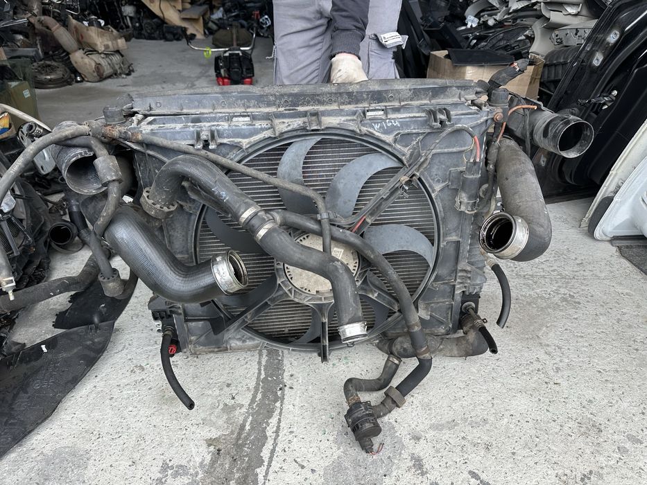 Телевізор передня панель мерседес w164 ML 3.0 tdi